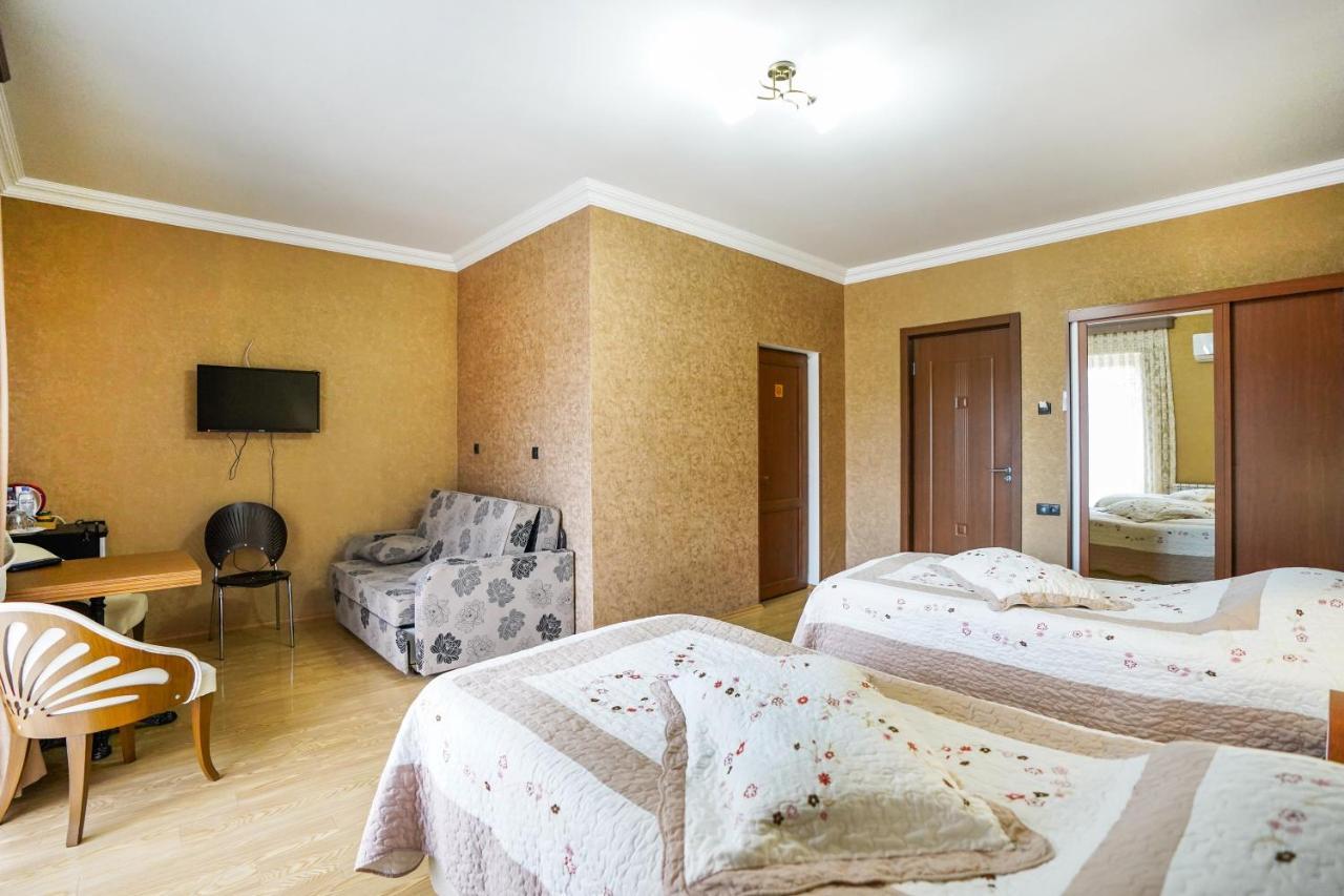 Natali Hotel Borjomi Eksteriør billede
