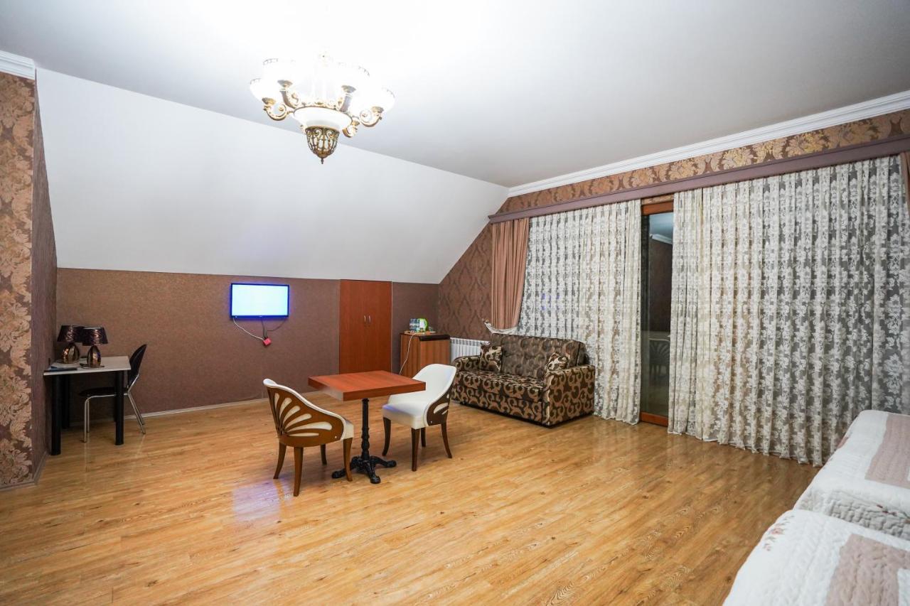 Natali Hotel Borjomi Eksteriør billede