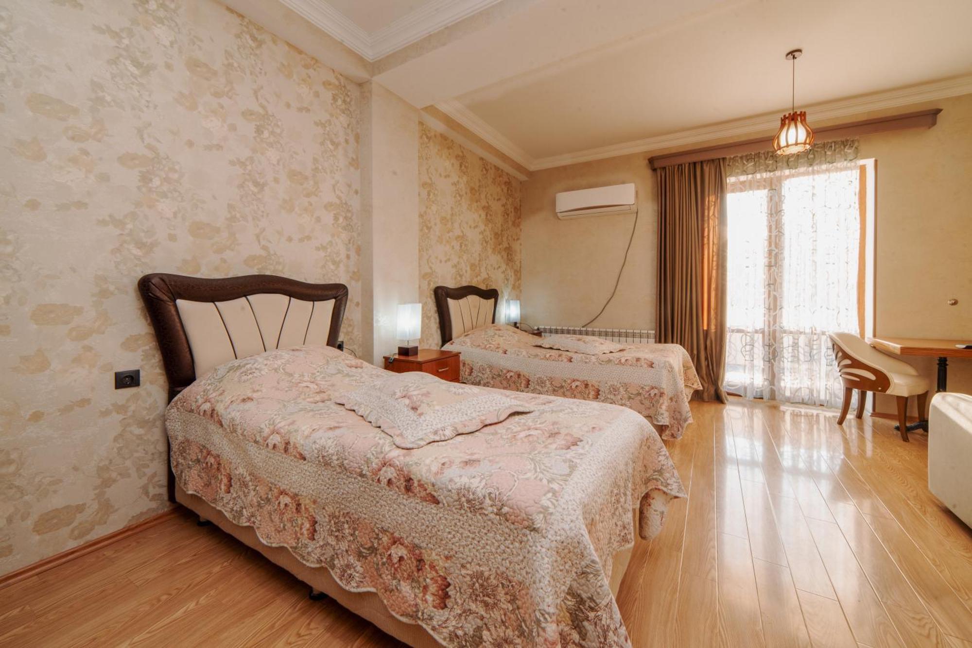 Natali Hotel Borjomi Eksteriør billede